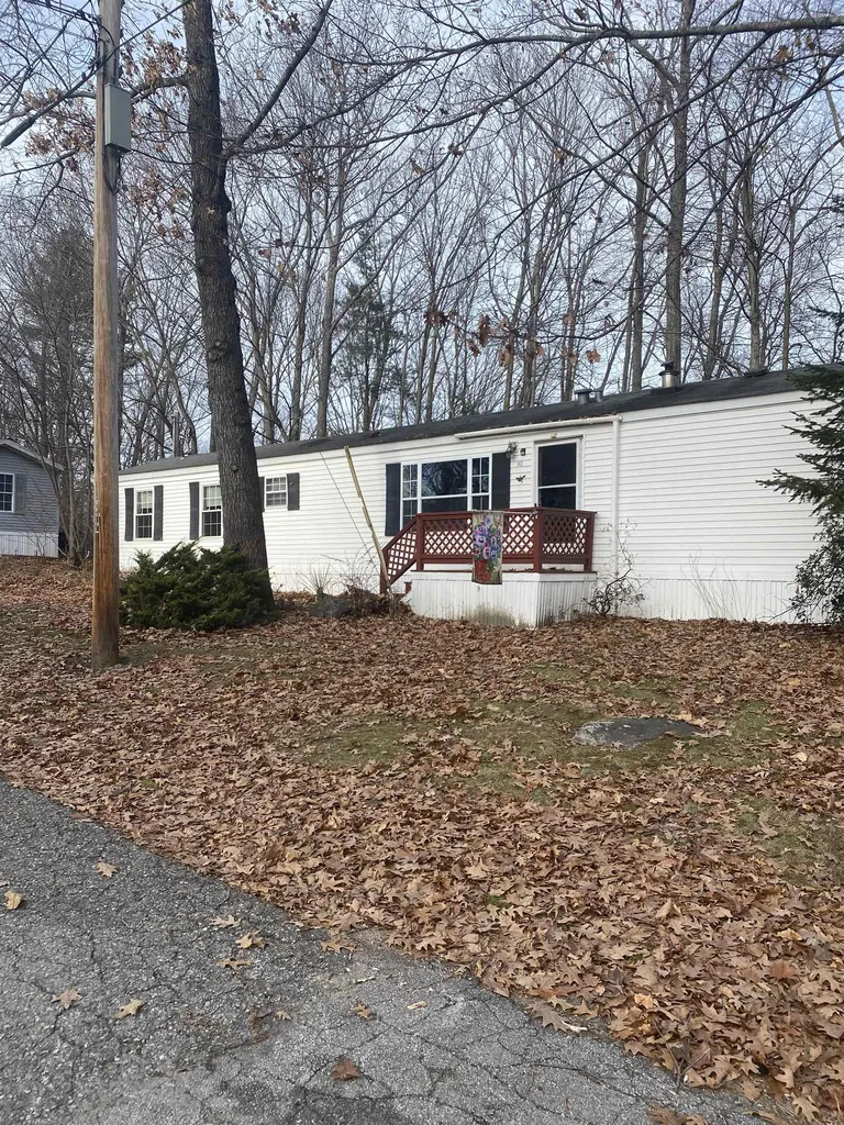 142 Yale Street Newmarket NH 03857