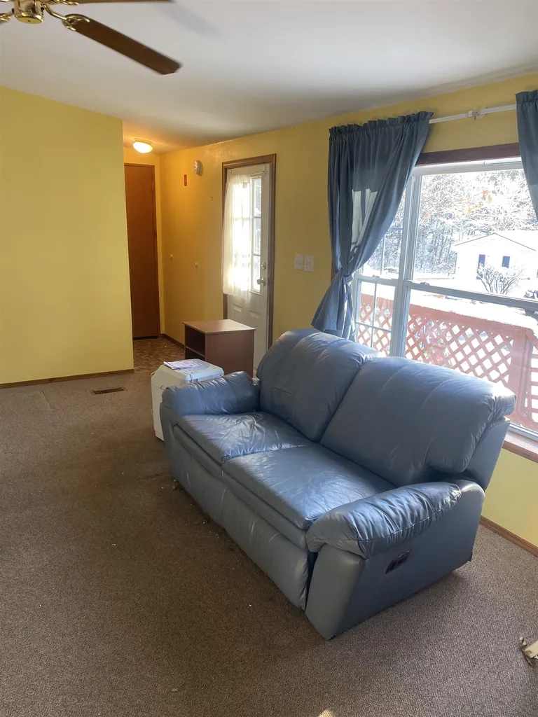 142 Yale Street Newmarket NH 03857