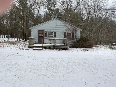 18 Anagance Lane Wolfeboro NH 03894