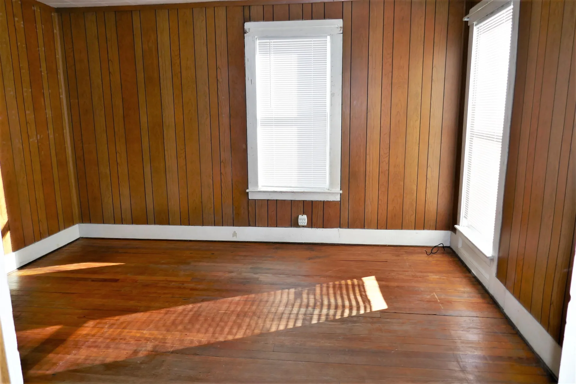 12 1/2 Summer Street Nashua NH 03064