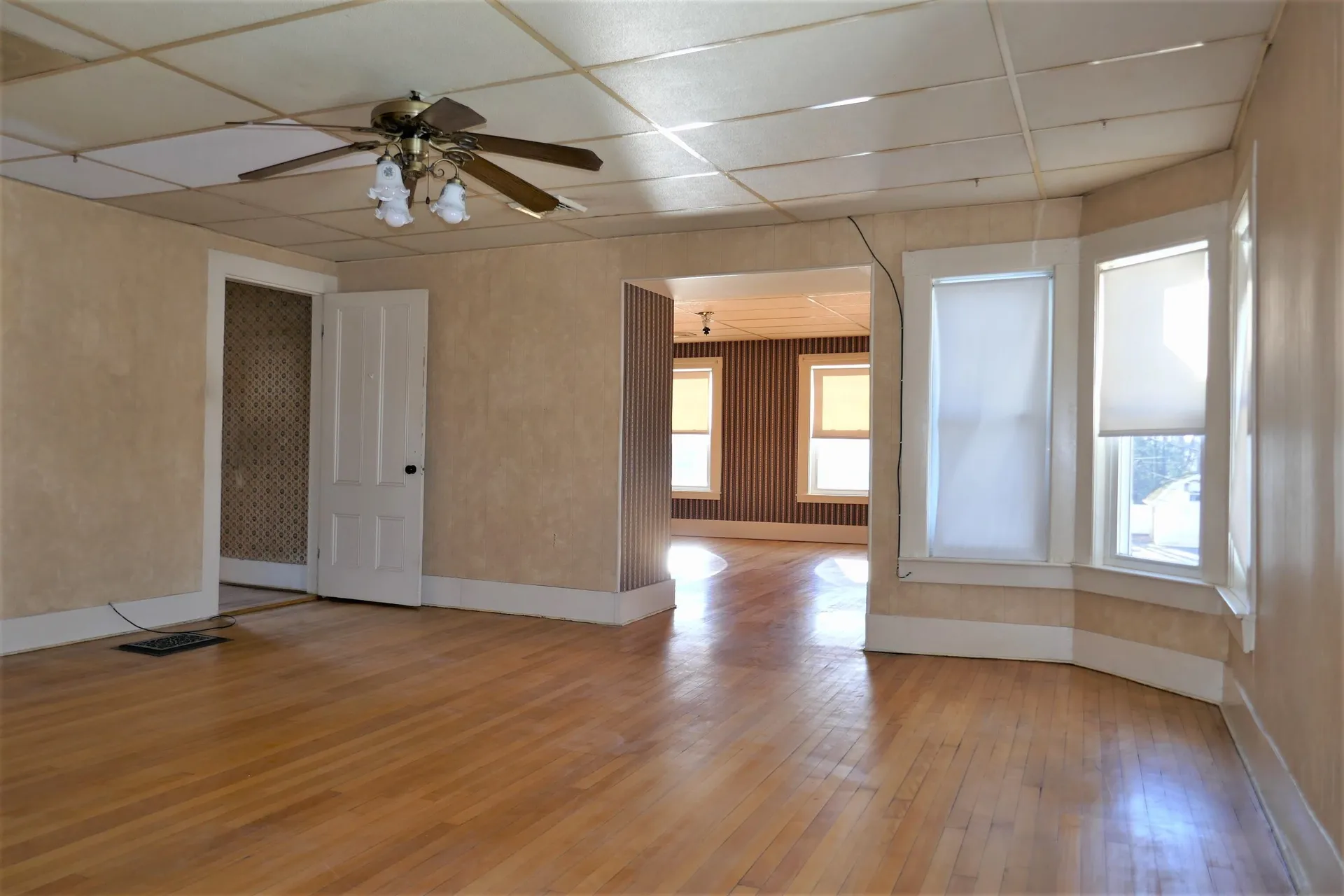 12 1/2 Summer Street Nashua NH 03064