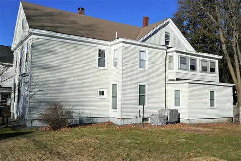 12 1/2 Summer Street Nashua NH 03064