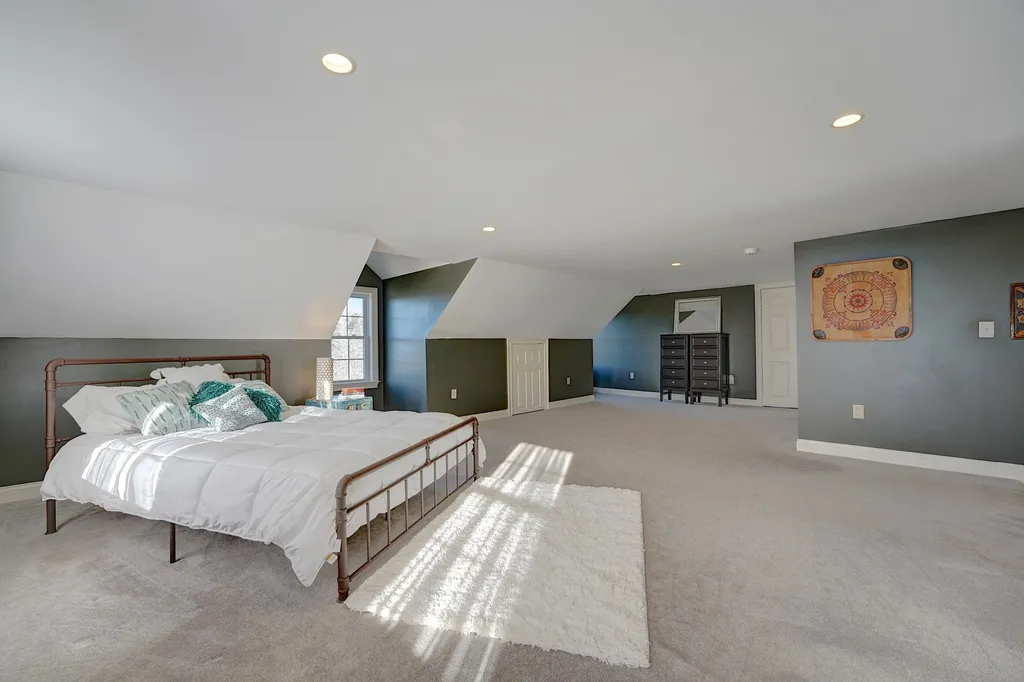 545 Peverly Hill Road Portsmouth NH 03801
