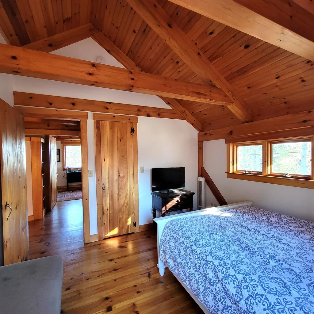 21 Walnut Street Belmont NH 03220