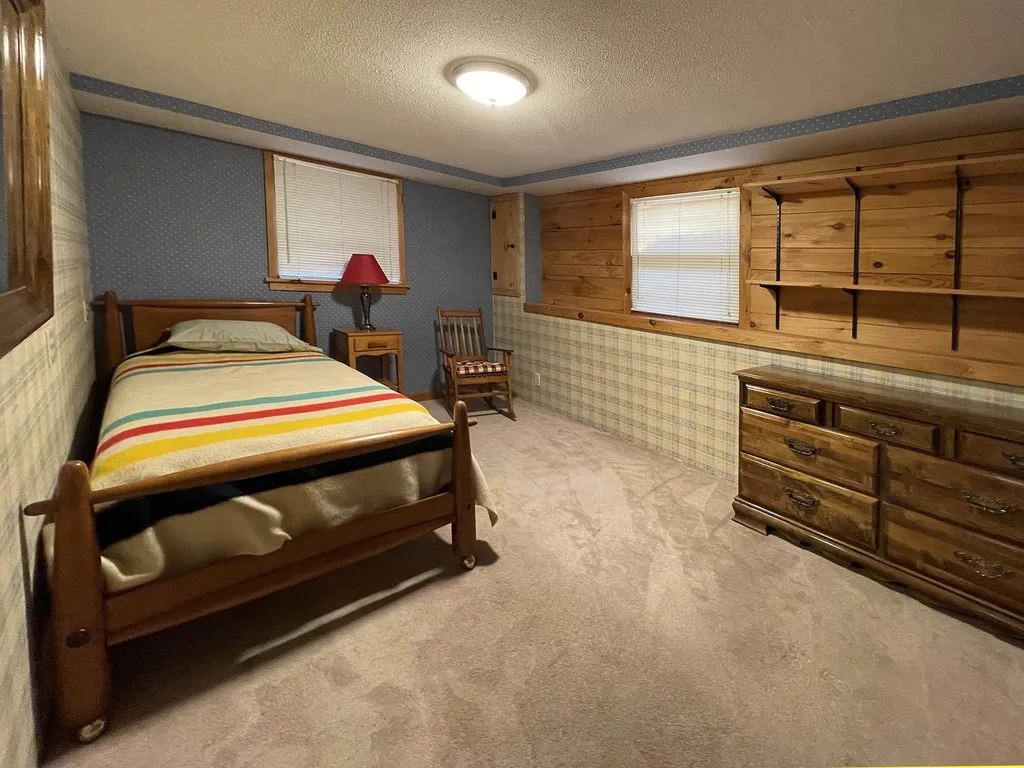 22 Natick Street Nashua NH 03063