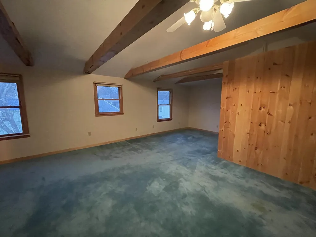 22 Natick Street Nashua NH 03063