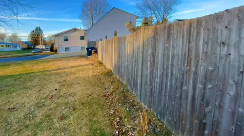22 Natick Street Nashua NH 03063