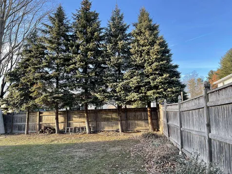 22 Natick Street Nashua NH 03063