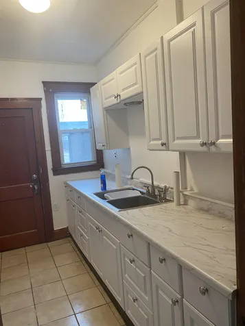 238 Spruce Street Manchester NH 03103