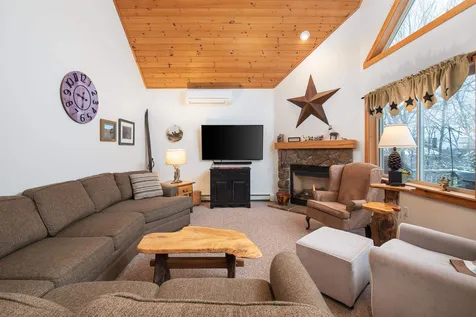 118 Gotzens Road Conway NH 03818