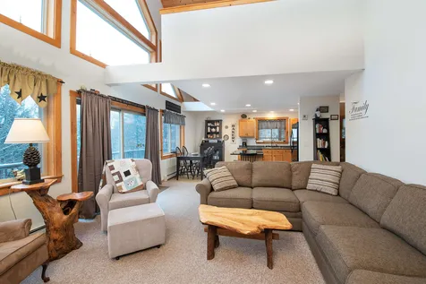118 Gotzens Road Conway NH 03818