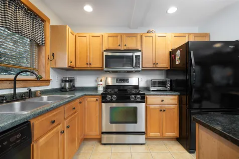 118 Gotzens Road Conway NH 03818
