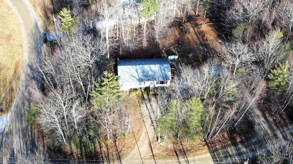 5 Nancy Court Alton NH 03809