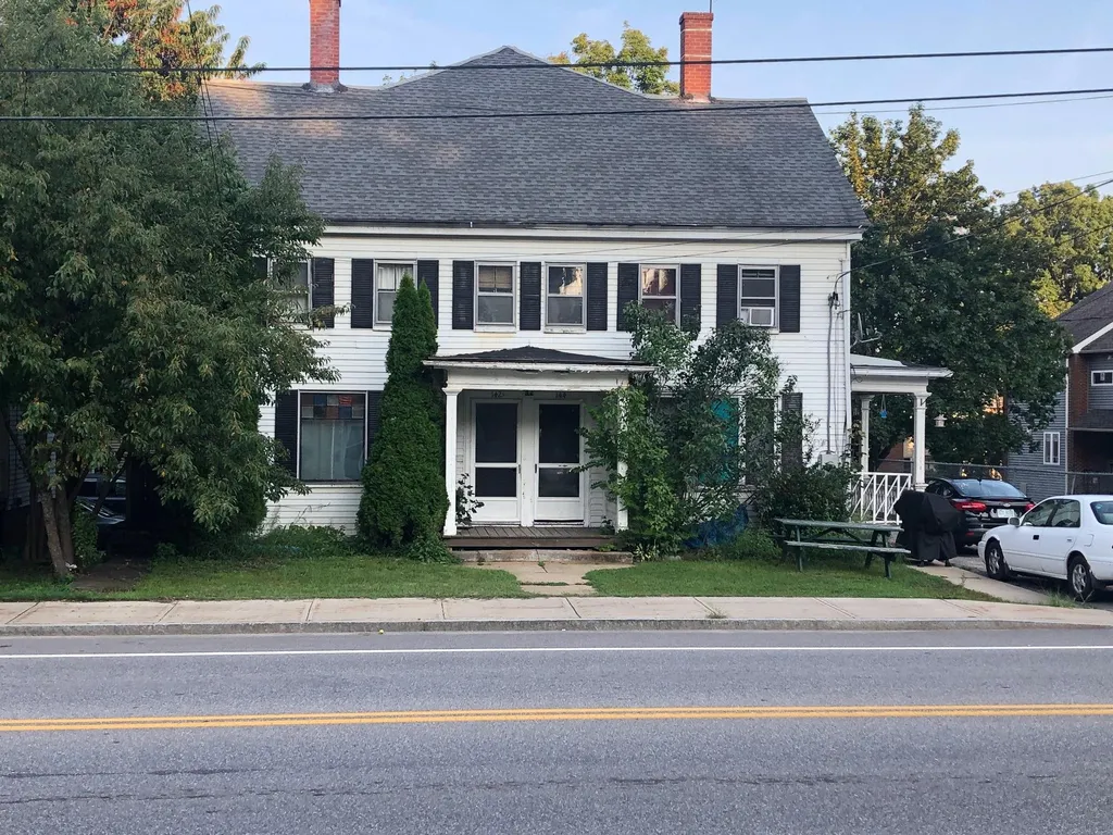 142 144 High Street Somersworth NH 03878