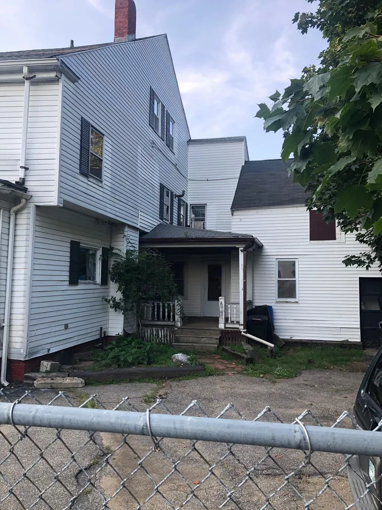 142 144 High Street Somersworth NH 03878