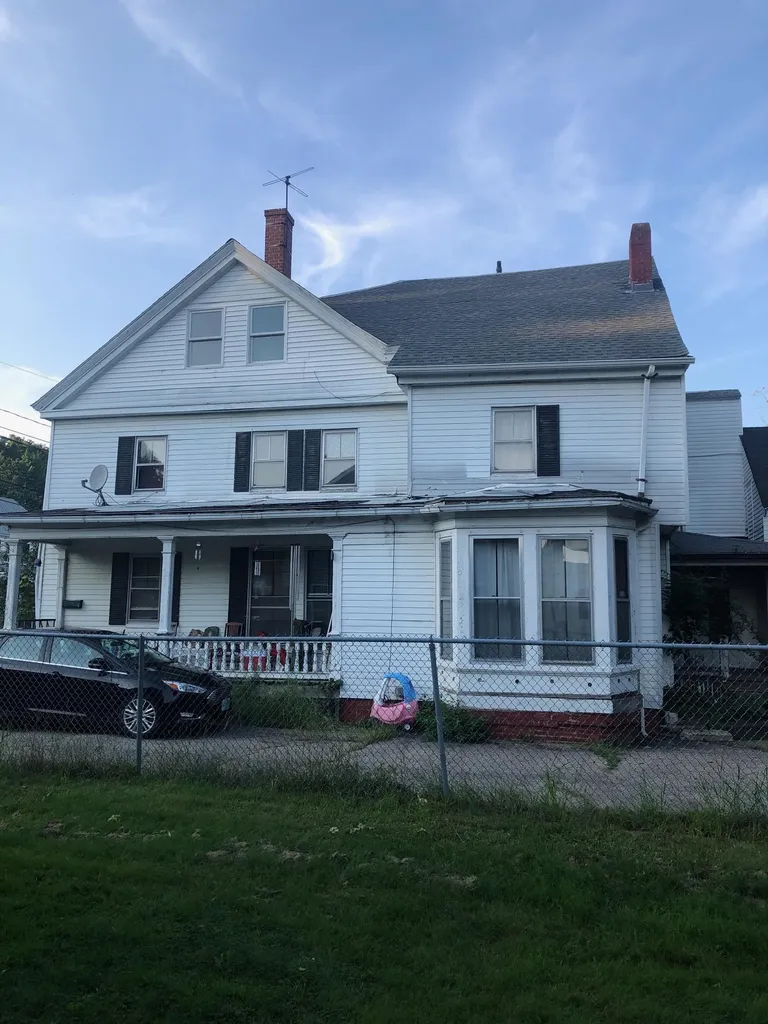 142 144 High Street Somersworth NH 03878