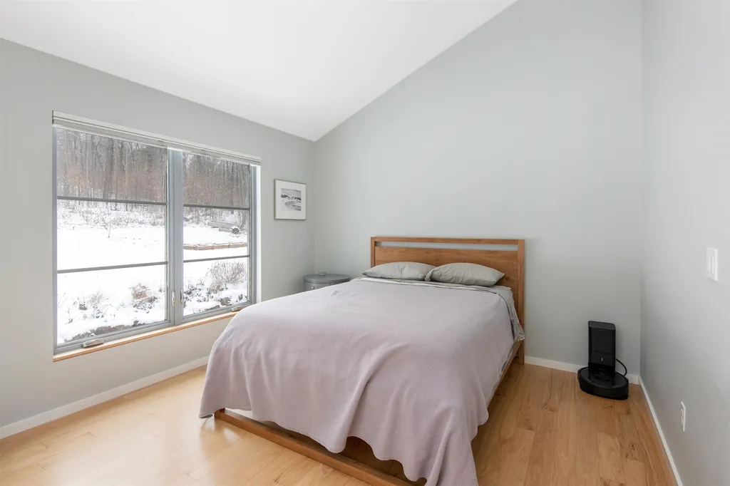 125 Elfin Lane Charlotte VT 05445