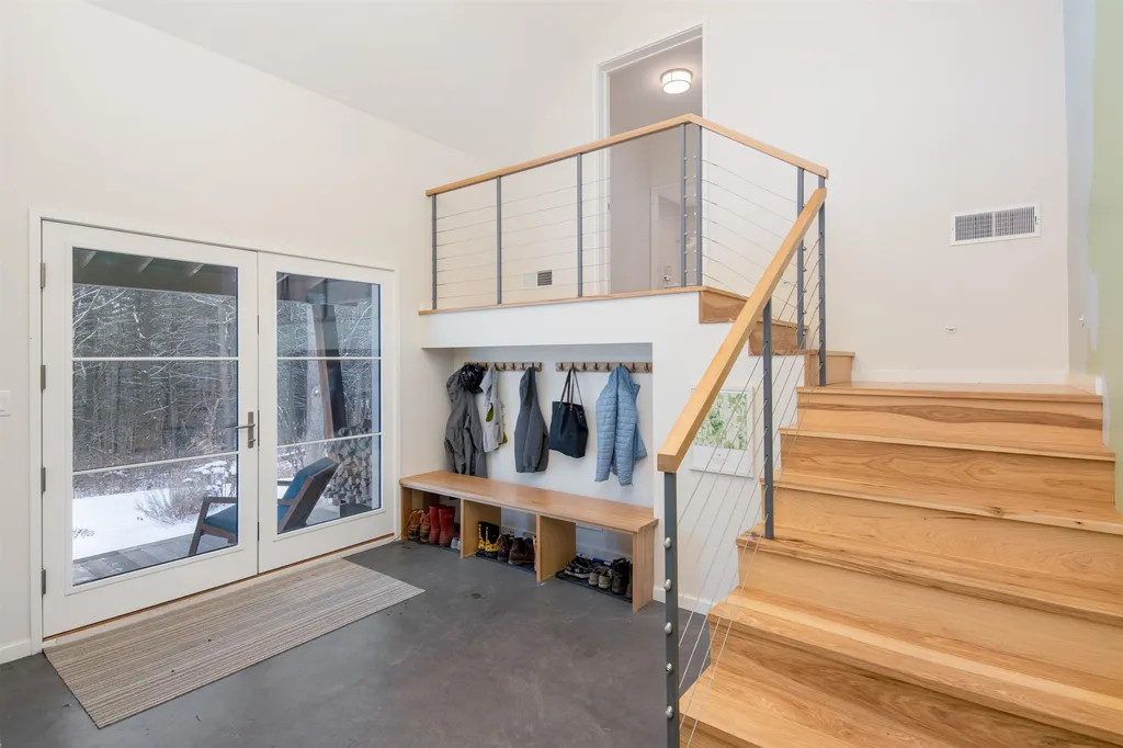 125 Elfin Lane Charlotte VT 05445