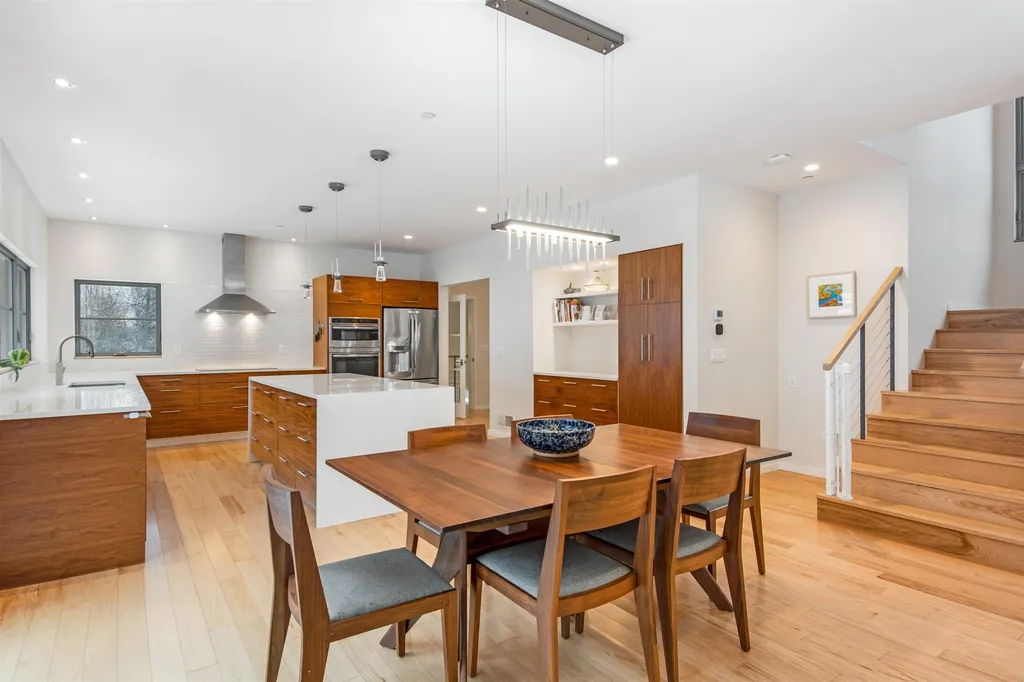 125 Elfin Lane Charlotte VT 05445