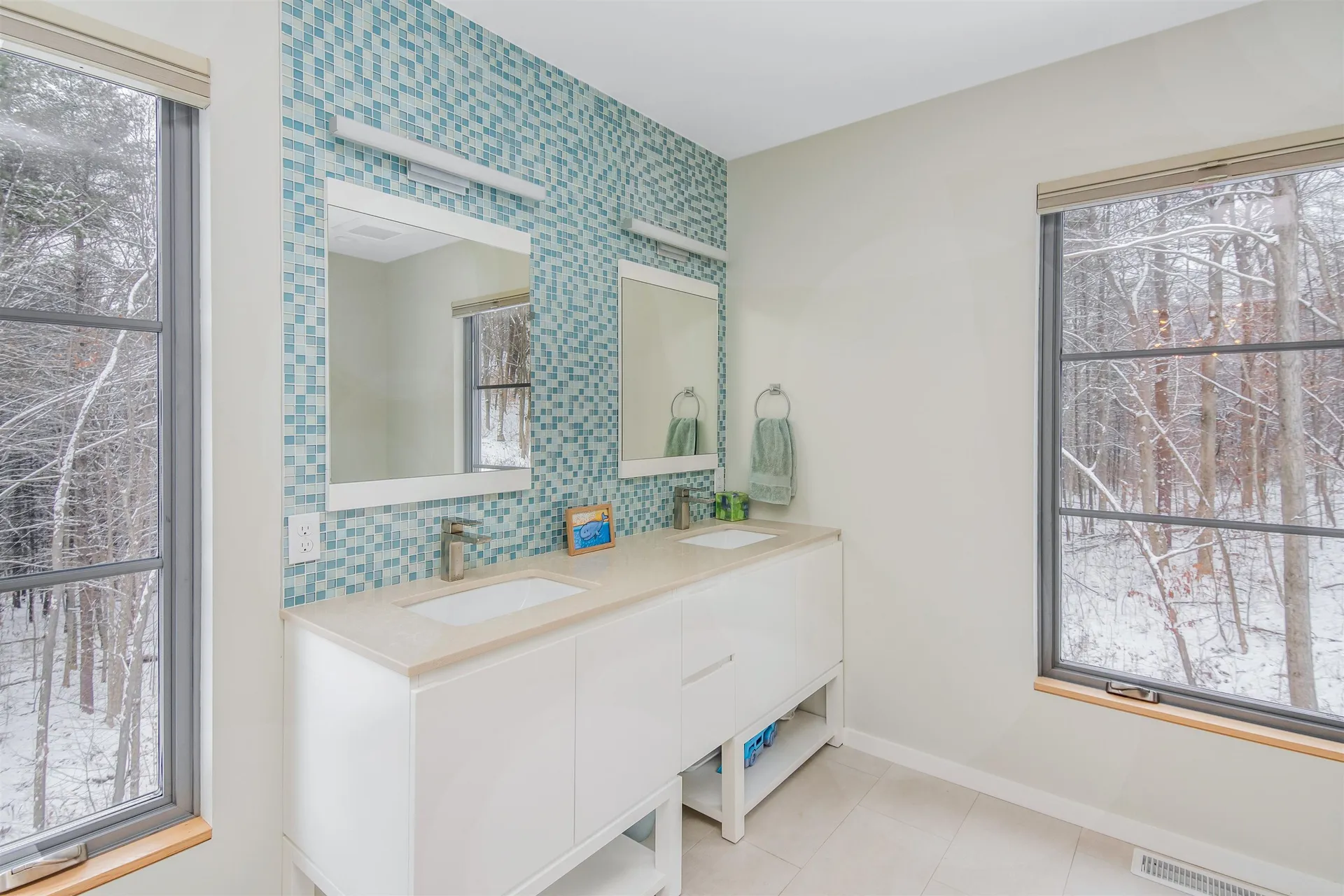 125 Elfin Lane Charlotte VT 05445