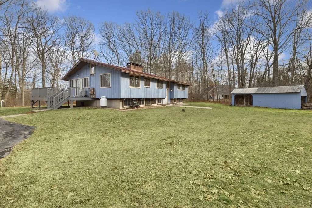 432 Middle Hancock Road Peterborough NH 03458