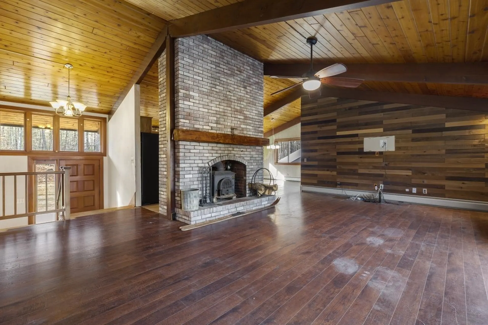 432 Middle Hancock Road Peterborough NH 03458