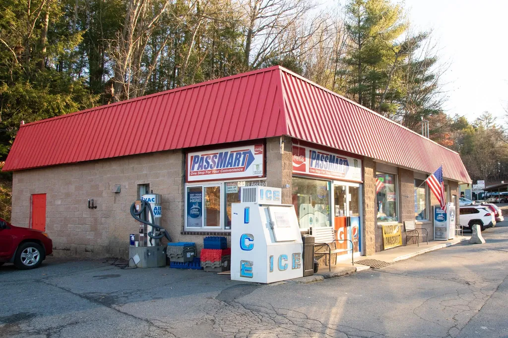 228 Canal Street Brattleboro VT 05301