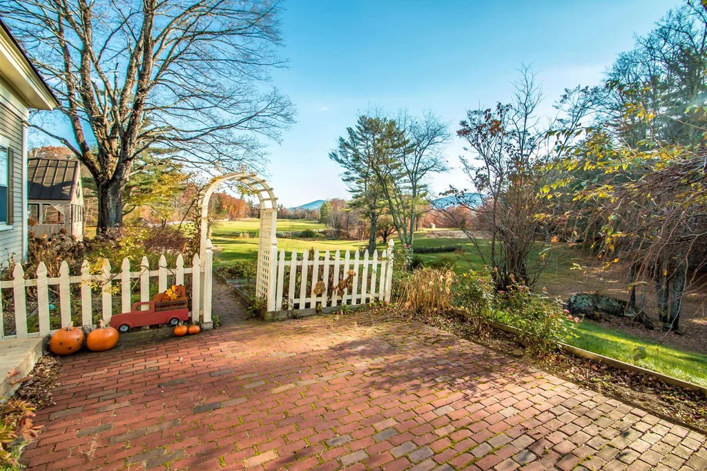 38 Gardner Hill Road Tamworth NH 03886