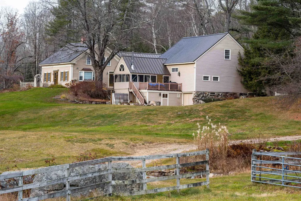 38 Gardner Hill Road Tamworth NH 03886