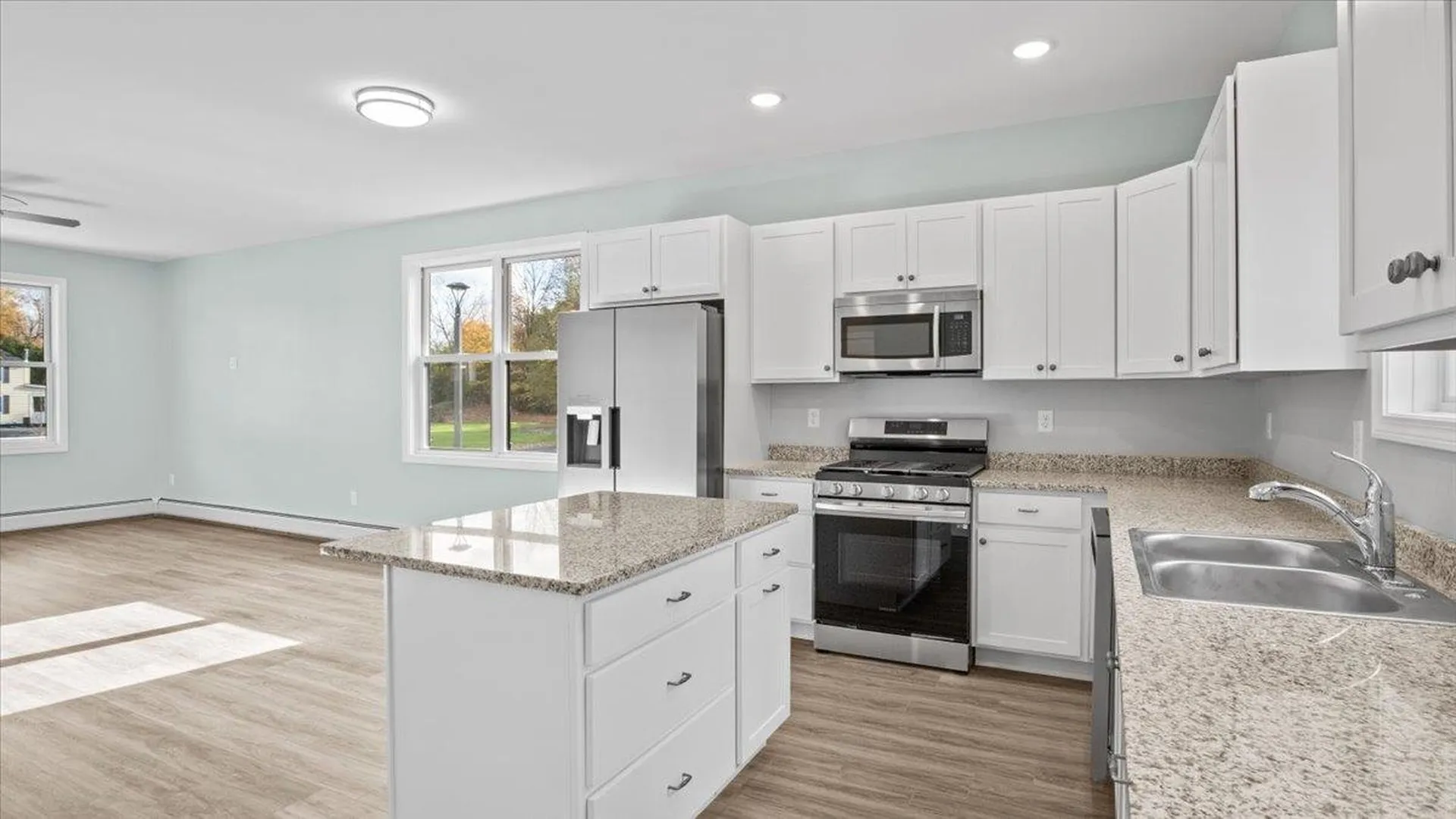 37 Mollys Way Winooski VT 05404