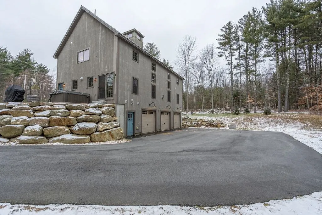 22 Bailey Drive Strafford NH 03884