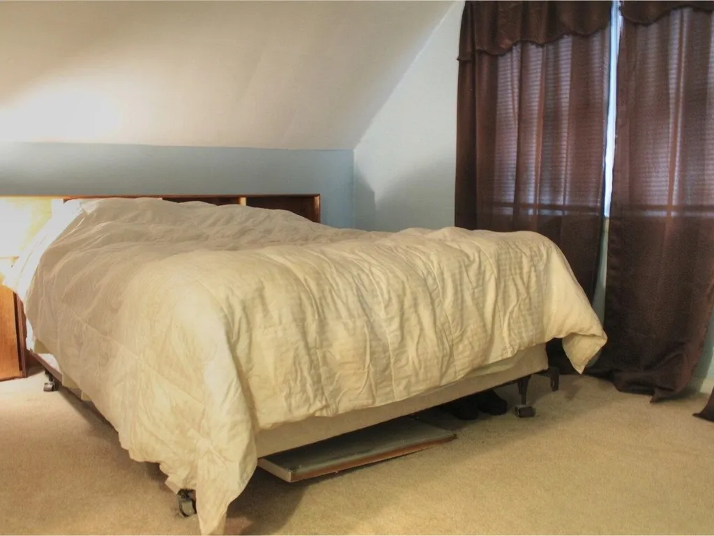 37 Simms Street Burlington VT 05408