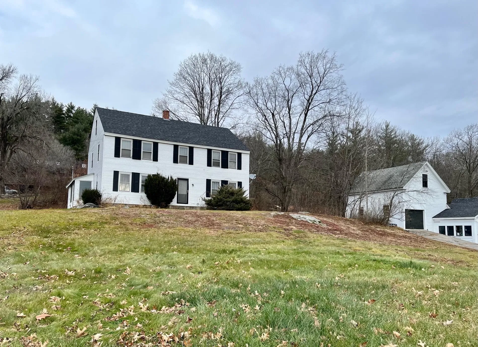 43 Maple Street Milford NH 03055