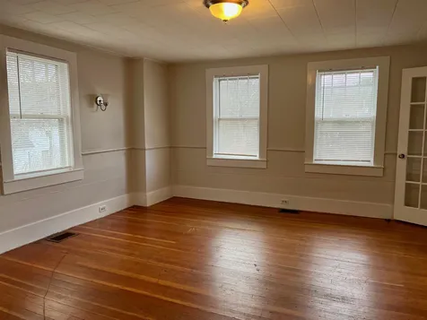 43 Maple Street Milford NH 03055