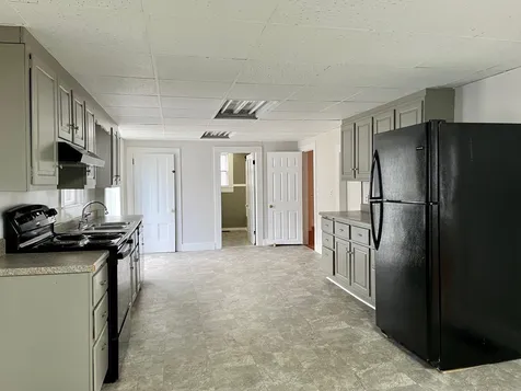 43 Maple Street Milford NH 03055
