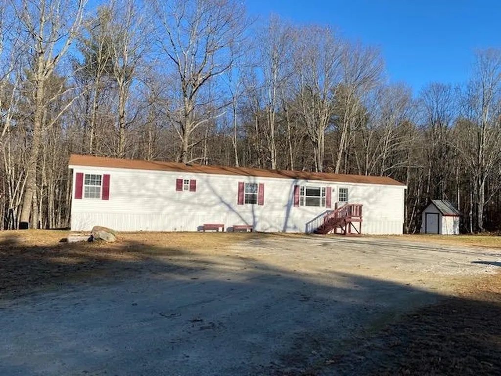 161 Wildwood Drive Pittsfield NH 03263