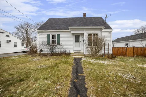 6 Davis Street Somersworth NH 03878