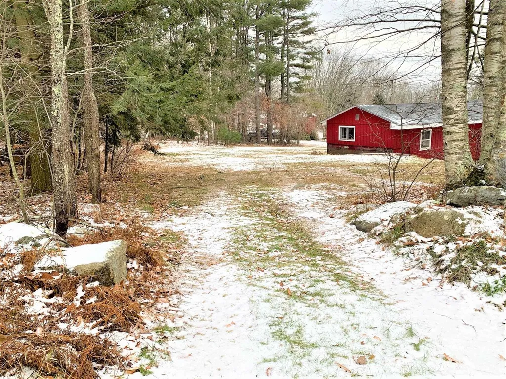 49 Durgin Road Chichester NH 03258