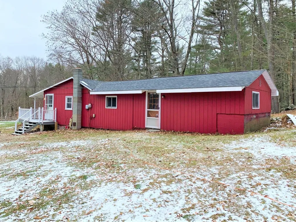 49 Durgin Road Chichester NH 03258