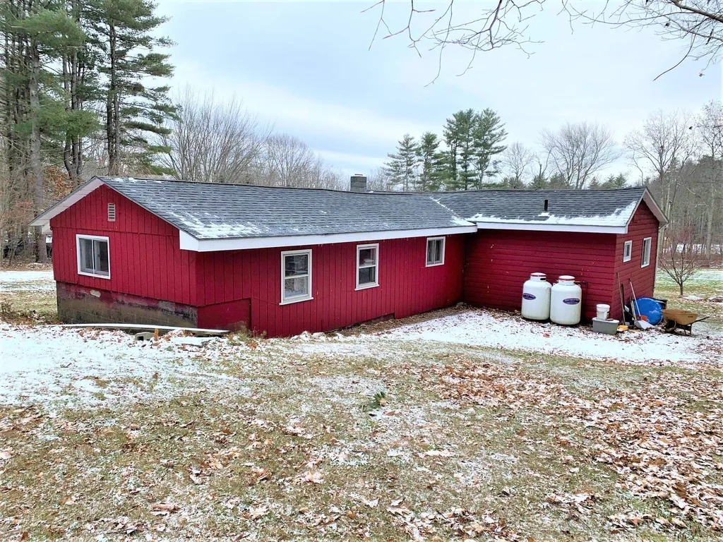 49 Durgin Road Chichester NH 03258