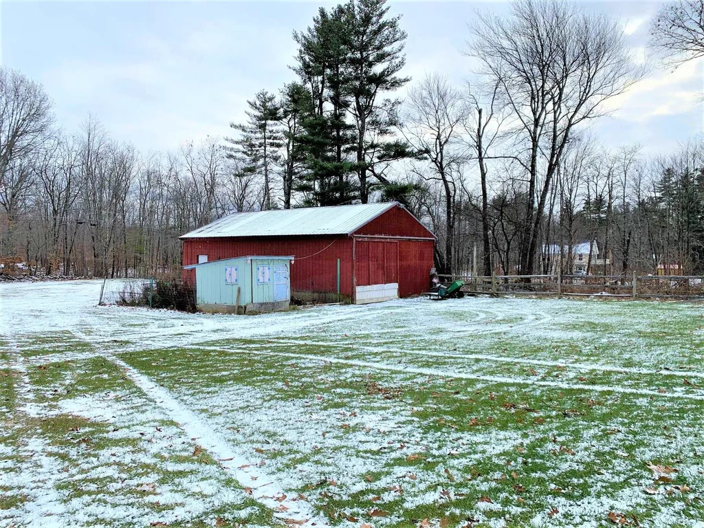 49 Durgin Road Chichester NH 03258