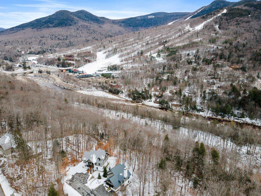 10 Blackberry Road Lincoln NH 03251