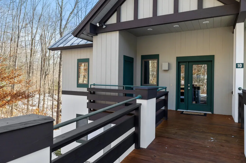 10 Blackberry Road Lincoln NH 03251