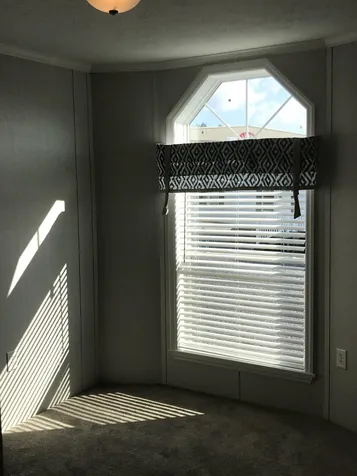 37 Cornwall Avenue Exeter NH 03833
