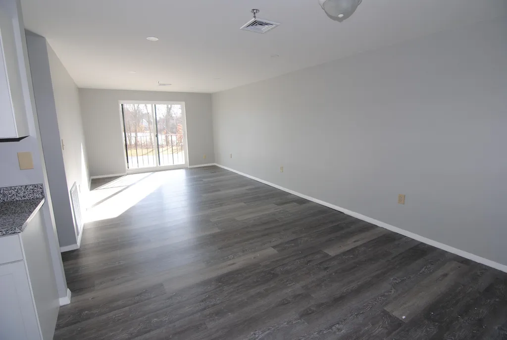 522 Abbott Farm Lane Hudson NH 03051