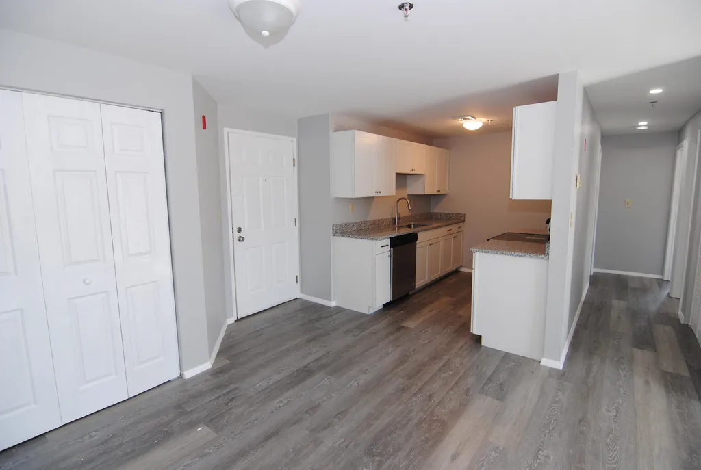 522 Abbott Farm Lane Hudson NH 03051