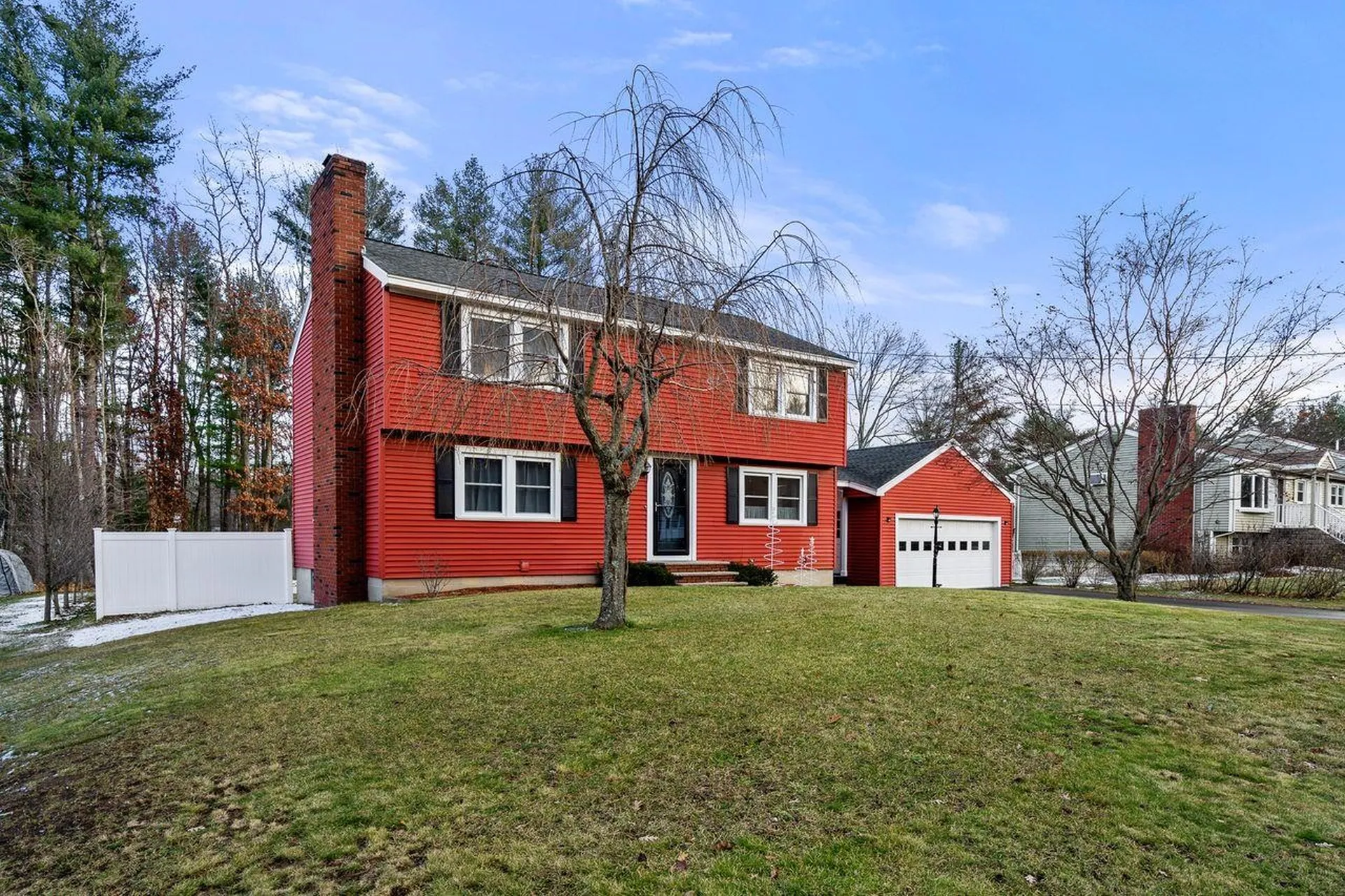 34 Scotland Avenue Salem NH 03079