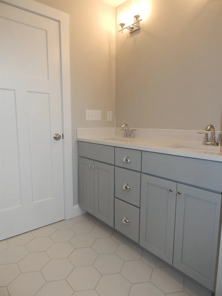 3 Sage Drive Hampton NH 03842