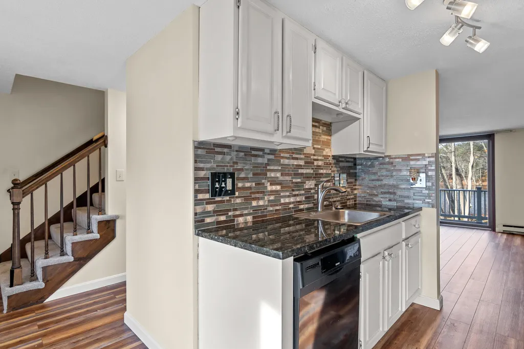 1306 Piscassic Street Newmarket NH 03857