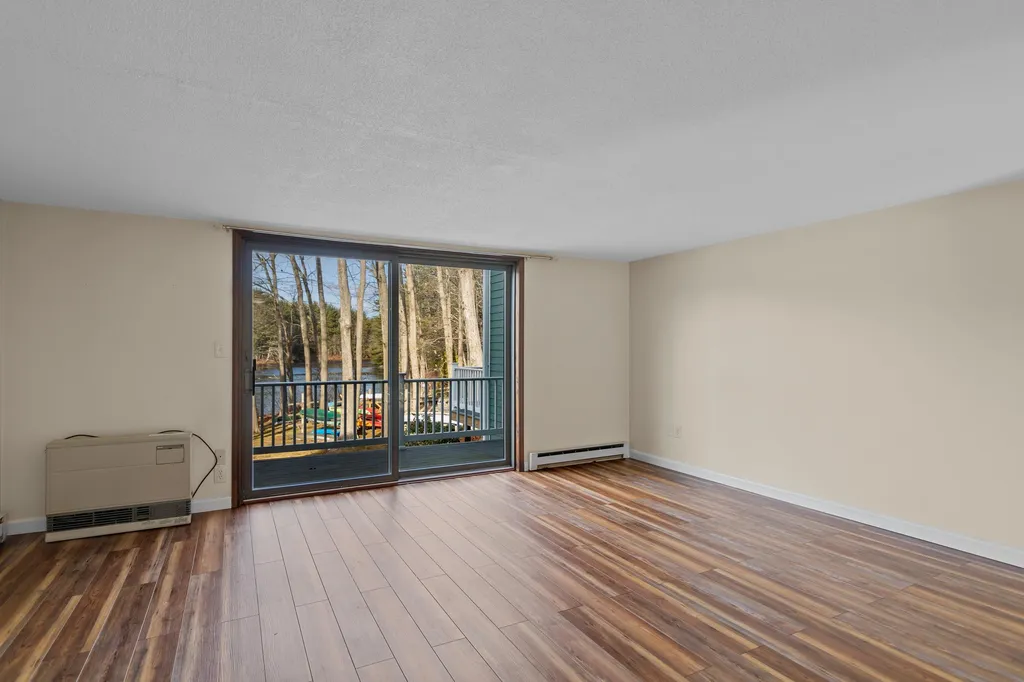 1306 Piscassic Street Newmarket NH 03857